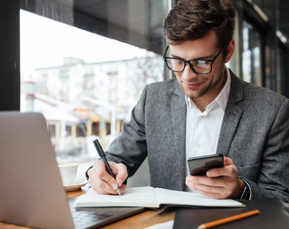 Inside the tactics of leading advertising agencies (Demo)